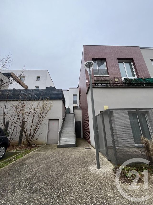 Appartement Duplex à vendre - 3 pièces - 67.0 m2 - STAINS - 93 - ILE-DE-FRANCE - Century 21 Wilson Immobilier